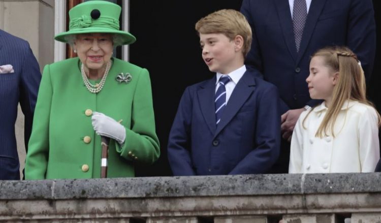 La reina Isabel II, la longevidad en persona